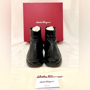 EUC Women’s Salvatore Ferragamo Lambskin Ankle Boot